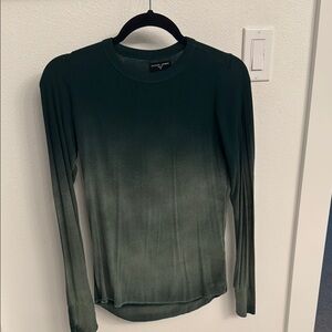 Women's Green Long Sleeve Top